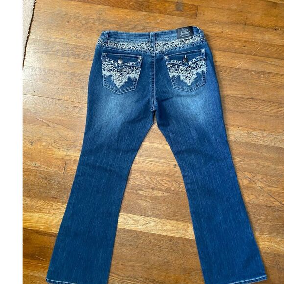 Love Indigo Bootcut Embordered Denim Jeans Women Size 10 - Picture 5 of 11